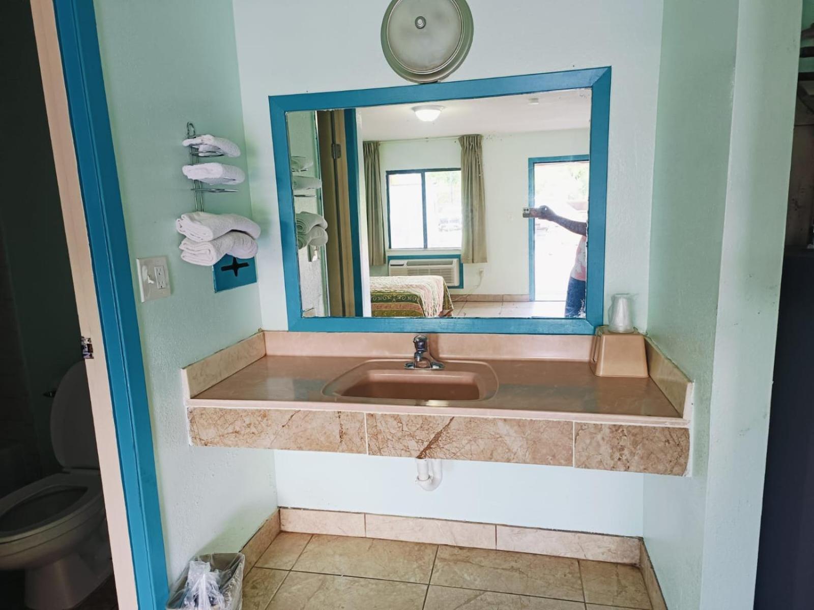 Budget Inn By Oyo Edinburg Hwy 281 Zewnętrze zdjęcie