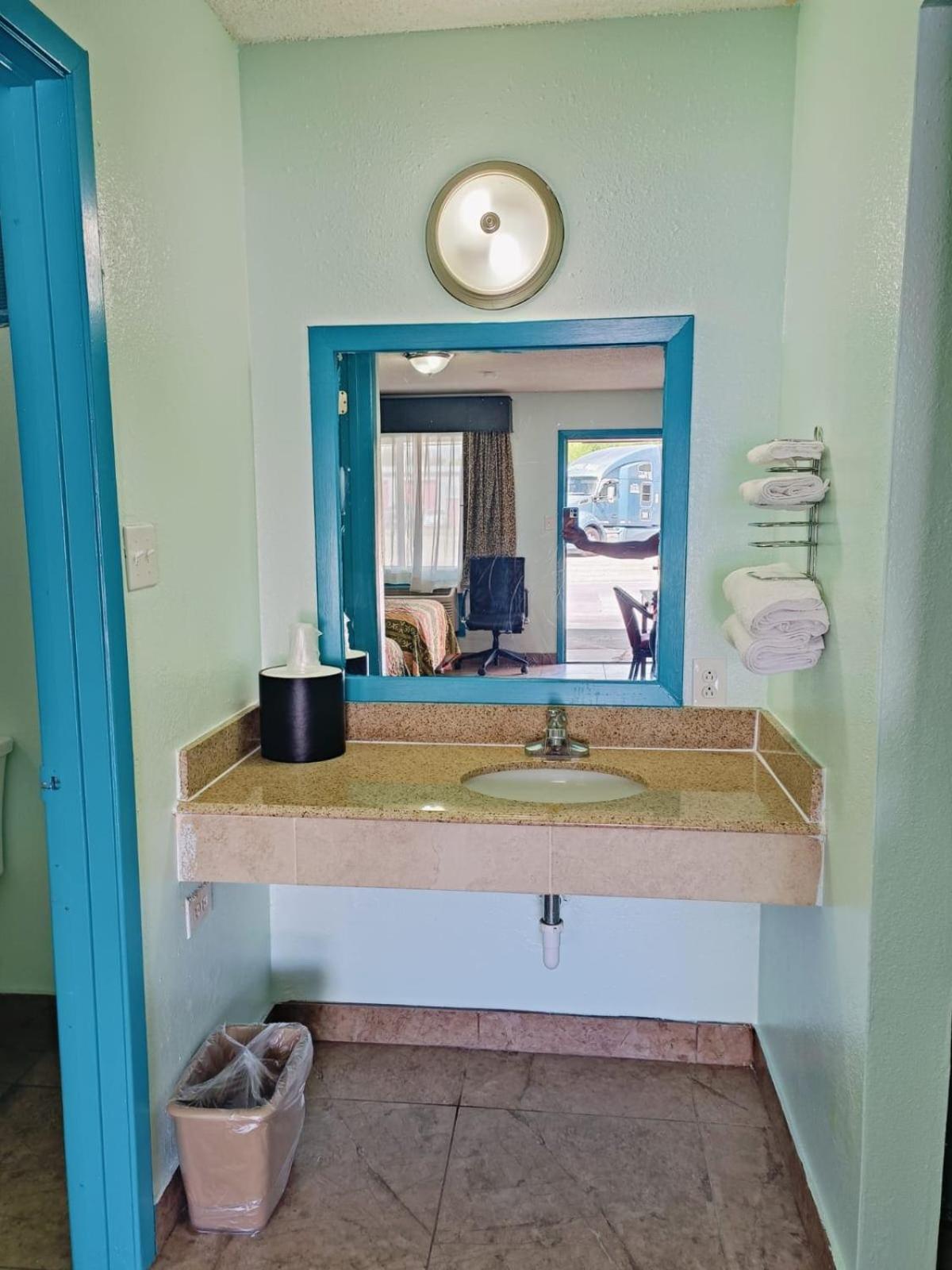 Budget Inn By Oyo Edinburg Hwy 281 Zewnętrze zdjęcie